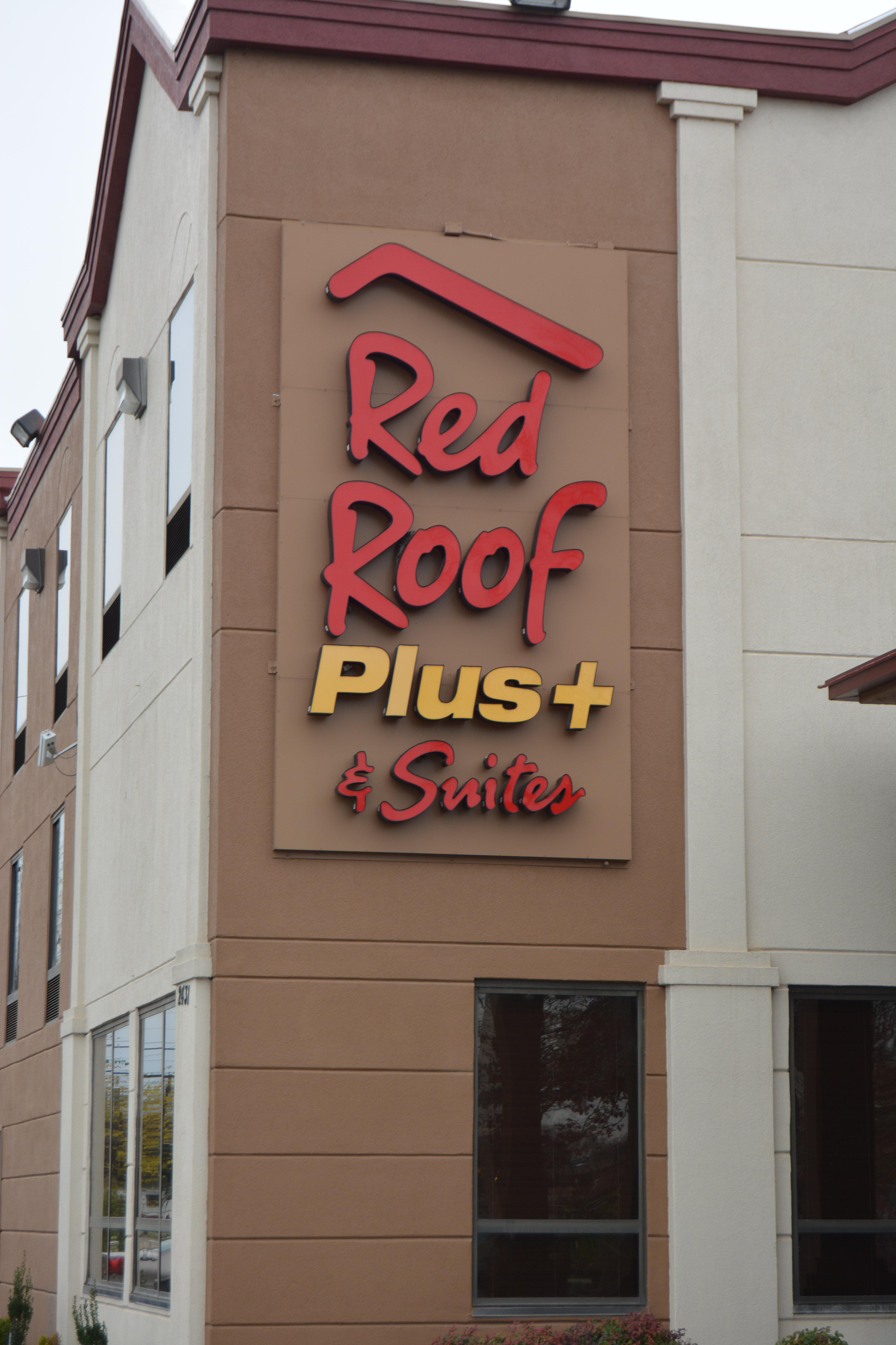 Red Roof Inn Plus+ & Suites Chattanooga - Downtown Exterior photo